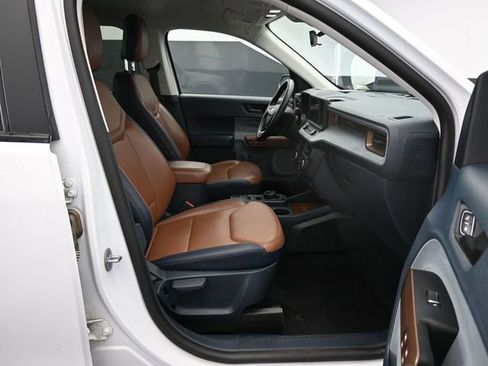 Used 2024 Ford Maverick Lariat image 41