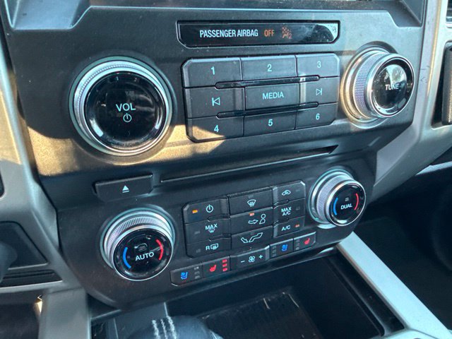 Used 2018 Ford F150 Lariat w/ Equipment Group 502A Luxury AWD/4WD image 12