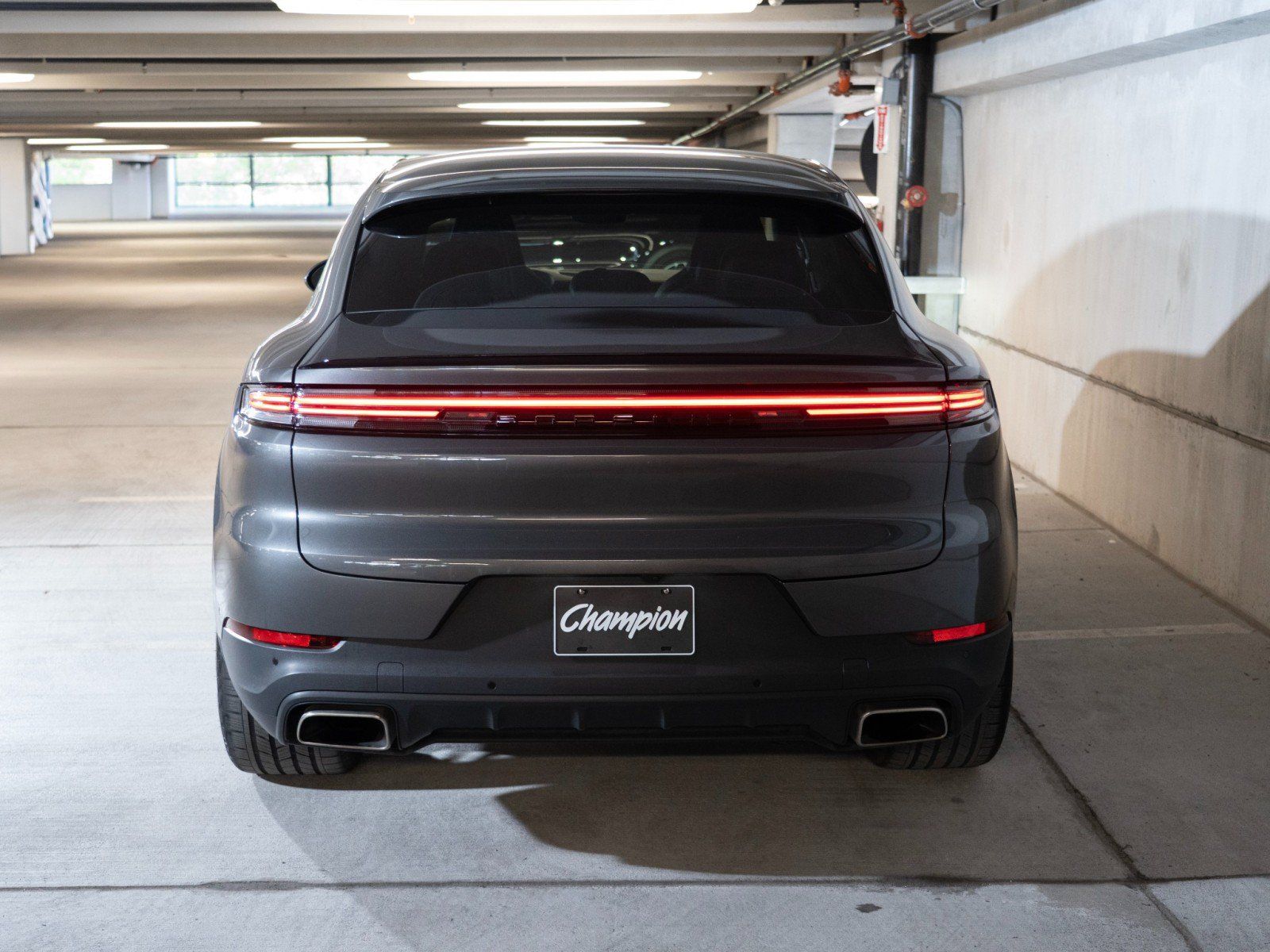 Certified 2024 Porsche Cayenne GTS AWD/4WD image 10
