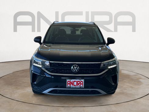 Used 2023 Volkswagen Taos S FWD image 5