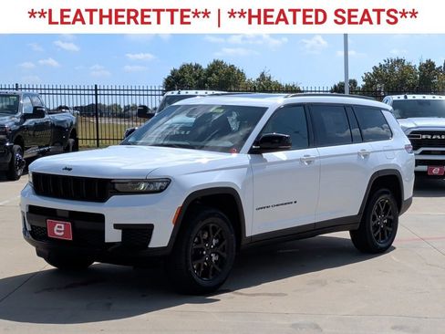 New 2025 Jeep Grand Cherokee L Altitude image 3