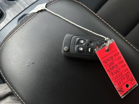 Used 2020 Chevrolet Impala LT image 19