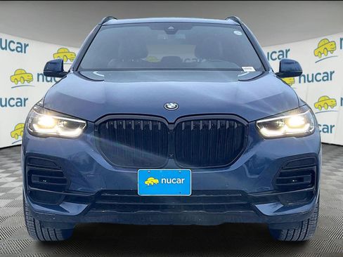 Used 2023 BMW X5 xDrive45e image 2