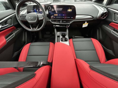 New 2026 Chevrolet Equinox EV RS w/ Active Safety Package 3 AWD/4WD image 13