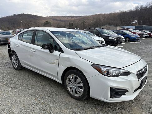 Used 2019 Subaru Impreza 2.0i image 2