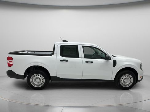 New 2026 Ford Maverick XL AWD/4WD image 4
