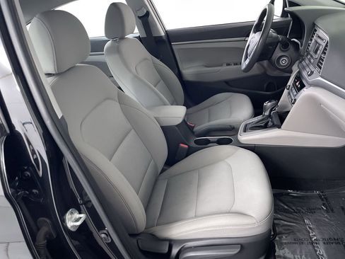 Used 2018 Hyundai Elantra SE image 22