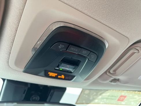 Used 2023 Toyota Corolla LE image 23