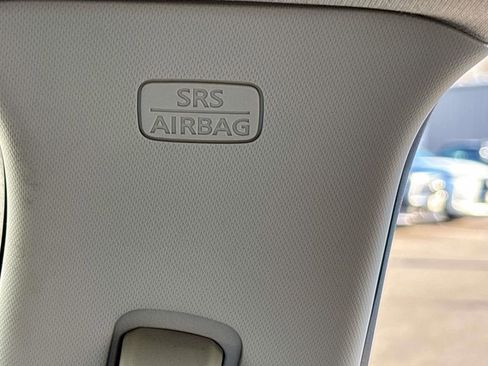 Used 2020 Nissan Rogue Sport SV image 28