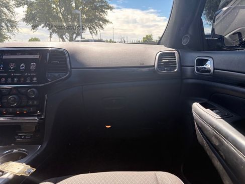 Used 2021 Jeep Grand Cherokee Freedom Edition RWD image 7