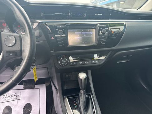 Used 2014 Toyota Corolla S FWD image 19