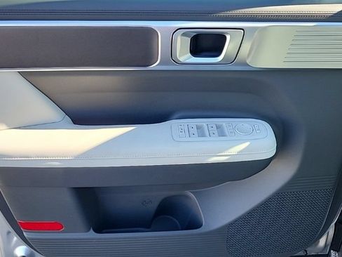 Certified 2025 Hyundai Santa Fe SEL FWD image 12