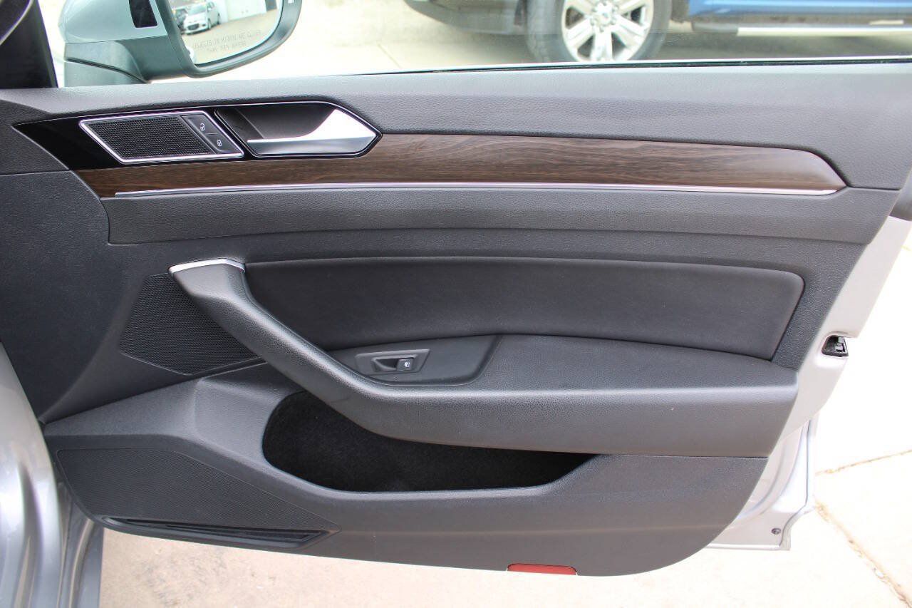 Used 2019 Volkswagen Arteon SEL FWD image 11