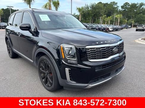 Used 2020 Kia Telluride EX w/ EX Premium Package FWD image 3