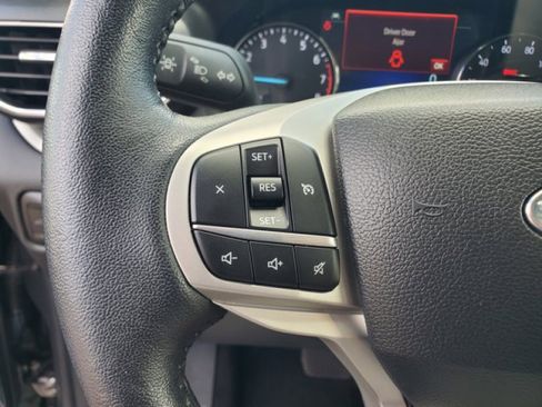 Used 2023 Ford Explorer XLT w/ Equipment Group 202A image 17