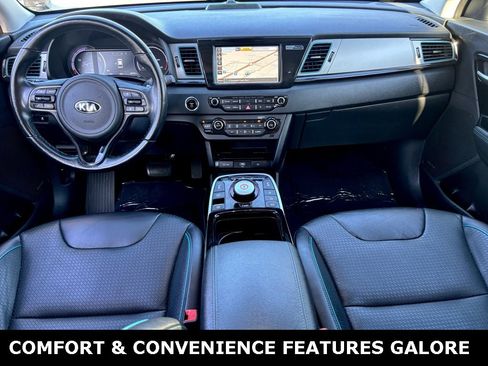 Used 2019 Kia Niro EX Premium image 2