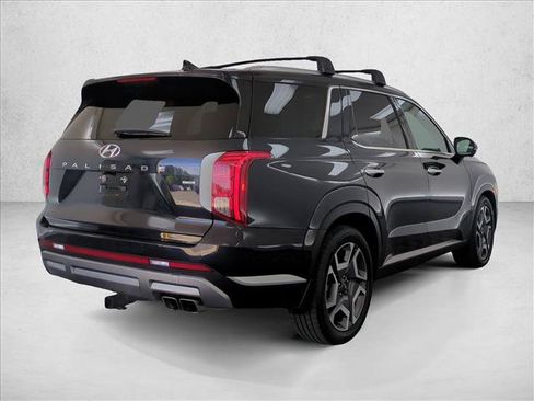 Used 2024 Hyundai Palisade Limited AWD/4WD image 5