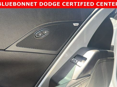 Used 2019 Chevrolet Corvette Stingray Coupe w/ Carbon Flash Badge Package RWD image 10