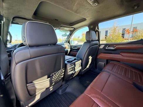 Used 2024 GMC Sierra 1500 Denali Ultimate image 23