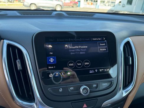 Used 2021 Chevrolet Equinox Premier image 33
