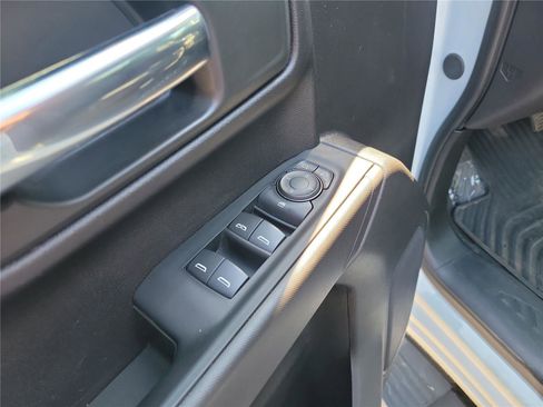 Used 2024 Chevrolet Silverado 1500 Custom Trail Boss w/ LPO, Dark Essentials Package AWD/4WD image 21