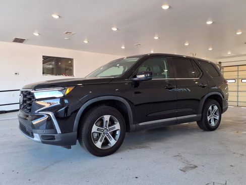 Used 2023 Honda Pilot EX-L image 2