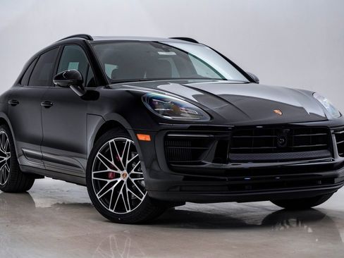 New 2026 Porsche Macan S image 8