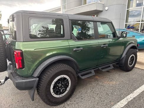 Used 2022 Ford Bronco 4-Door AWD/4WD image 4