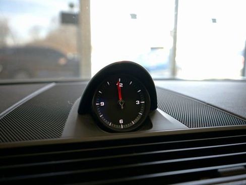 Used 2019 Porsche Panamera 4 image 37