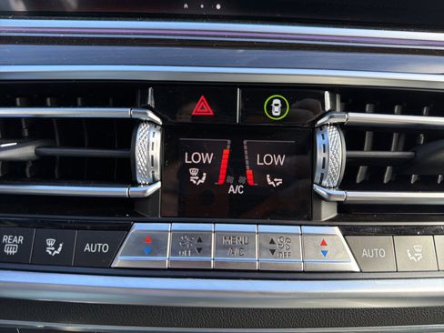 Used 2021 BMW X5 xDrive40i w/ Convenience Package image 64