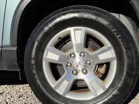 Used 2009 GMC Acadia SLT image 12