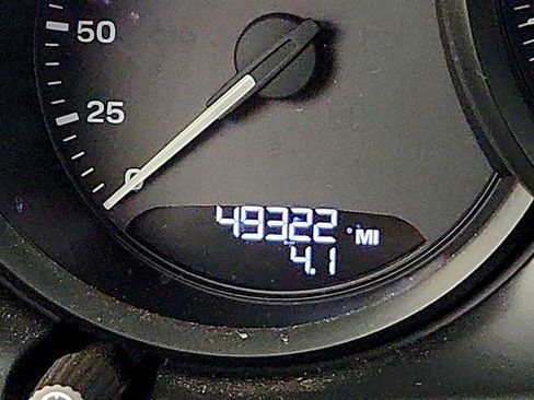 Used 2023 Porsche Macan Turbo AWD/4WD image 16
