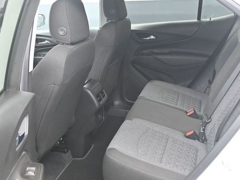 Used 2023 Chevrolet Equinox LT AWD/4WD image 13