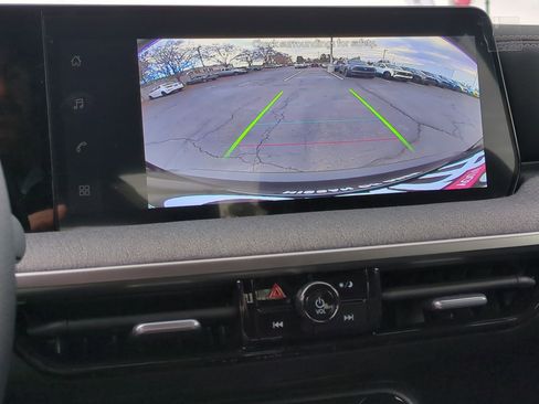 New 2026 Nissan Kicks SV image 14