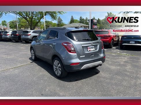 Used 2020 Buick Encore Preferred FWD image 8
