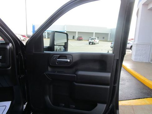 Certified 2024 Chevrolet Silverado 2500 Custom w/ Custom Convenience Package image 25