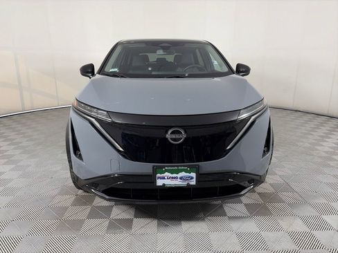 Used 2025 Nissan Ariya AWD image 2