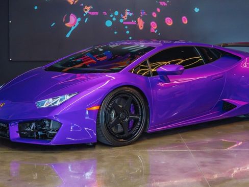 Used 2018 Lamborghini Huracan LP 580-2 RWD image 2