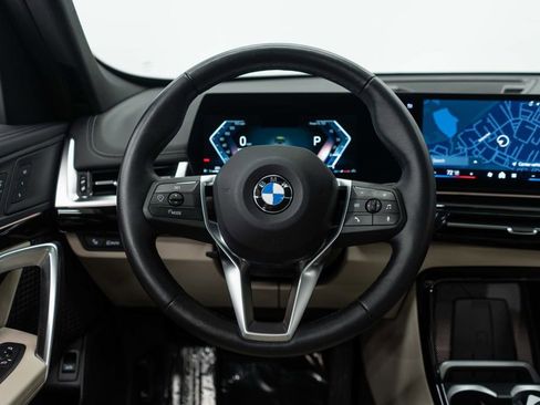 Used 2025 BMW X1 xDrive28i image 14