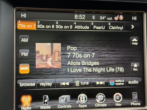 Used 2015 Jeep Grand Cherokee Limited w/ Luxury Group II image 20