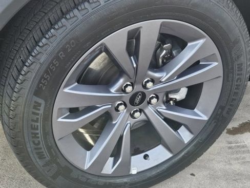 Certified 2023 Ford Explorer XLT w/ Equipment Group 202A image 9