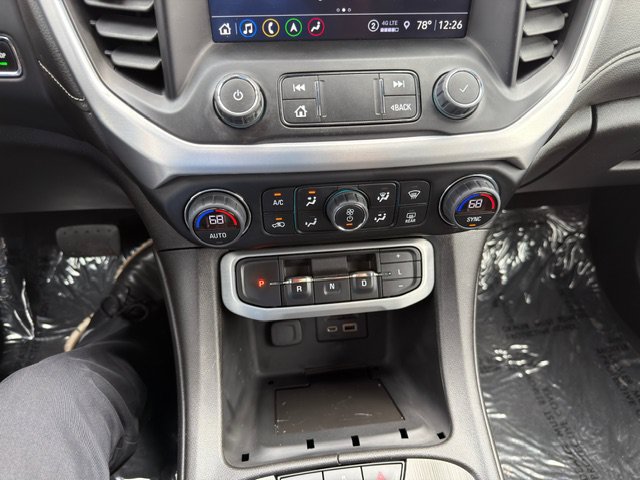 Used 2023 GMC Acadia SLT AWD/4WD image 33