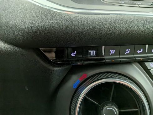 Used 2024 Chevrolet Blazer LT w/ Driver Confidence Package FWD image 9
