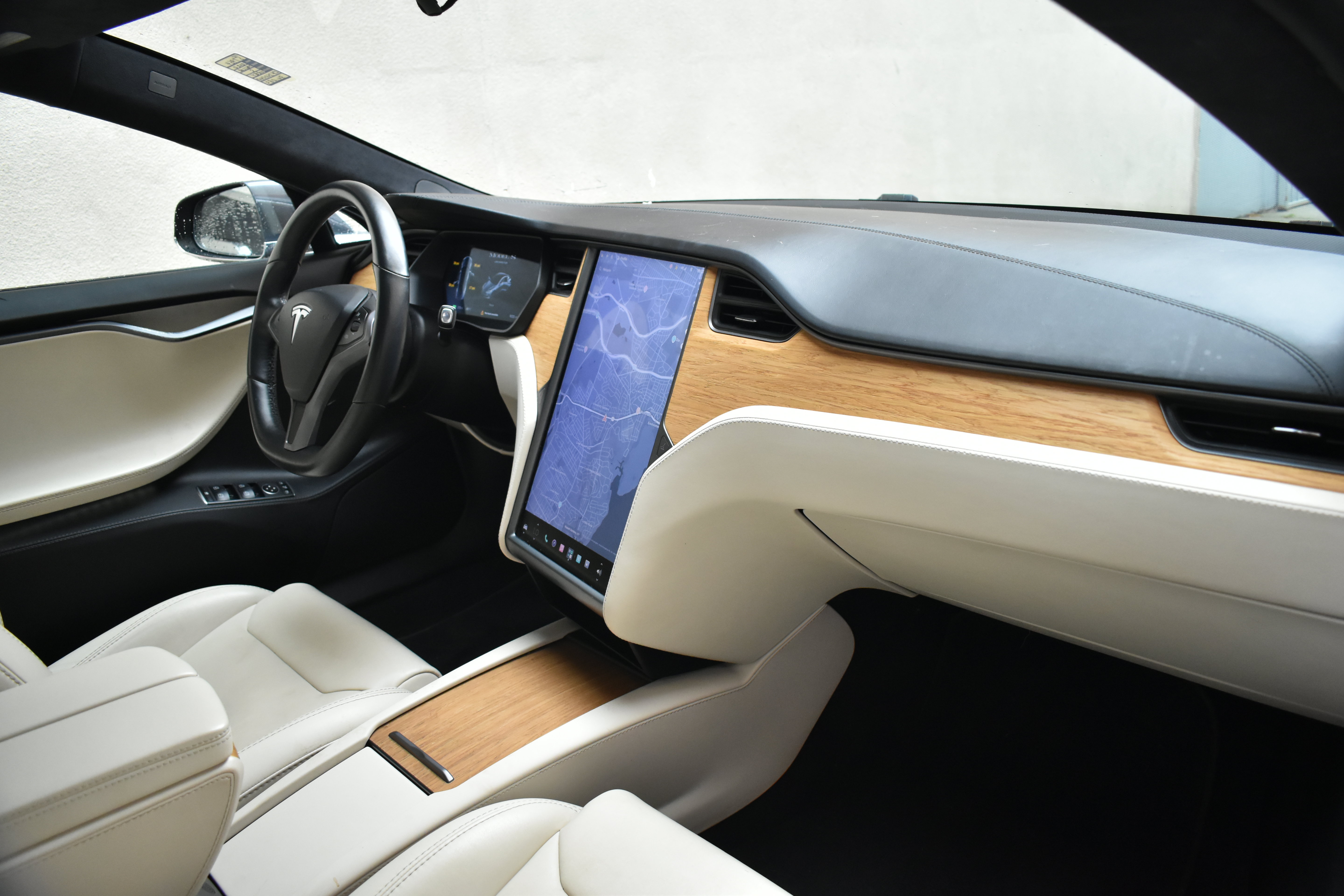 Used 2020 Tesla Model S Long Range AWD/4WD image 23