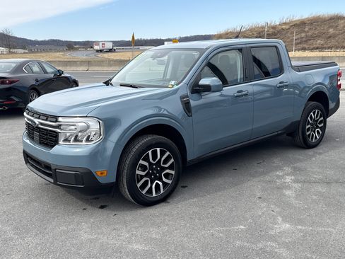 Used 2023 Ford Maverick Lariat w/ Lariat Luxury Package image 7