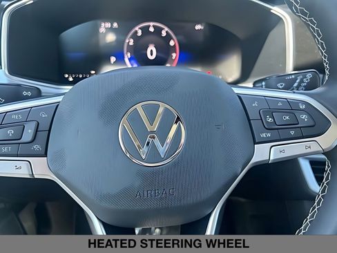 New 2026 Volkswagen Taos SE AWD/4WD image 22