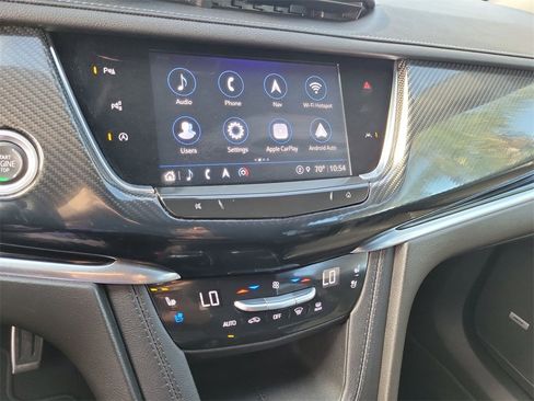 Certified 2023 Cadillac XT6 Sport w/ Technology Package image 13