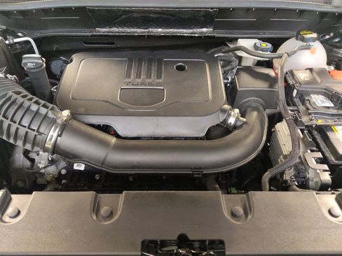 Used 2024 Chevrolet Blazer LT w/ Driver Confidence Package FWD image 30