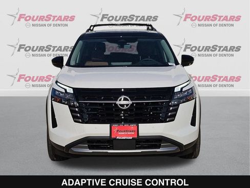 New 2026 Nissan Pathfinder Platinum w/ Accent Package FWD image 10