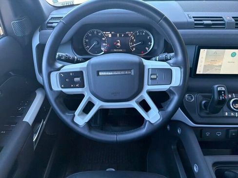 Used 2023 Land Rover Defender 110 SE AWD/4WD image 18